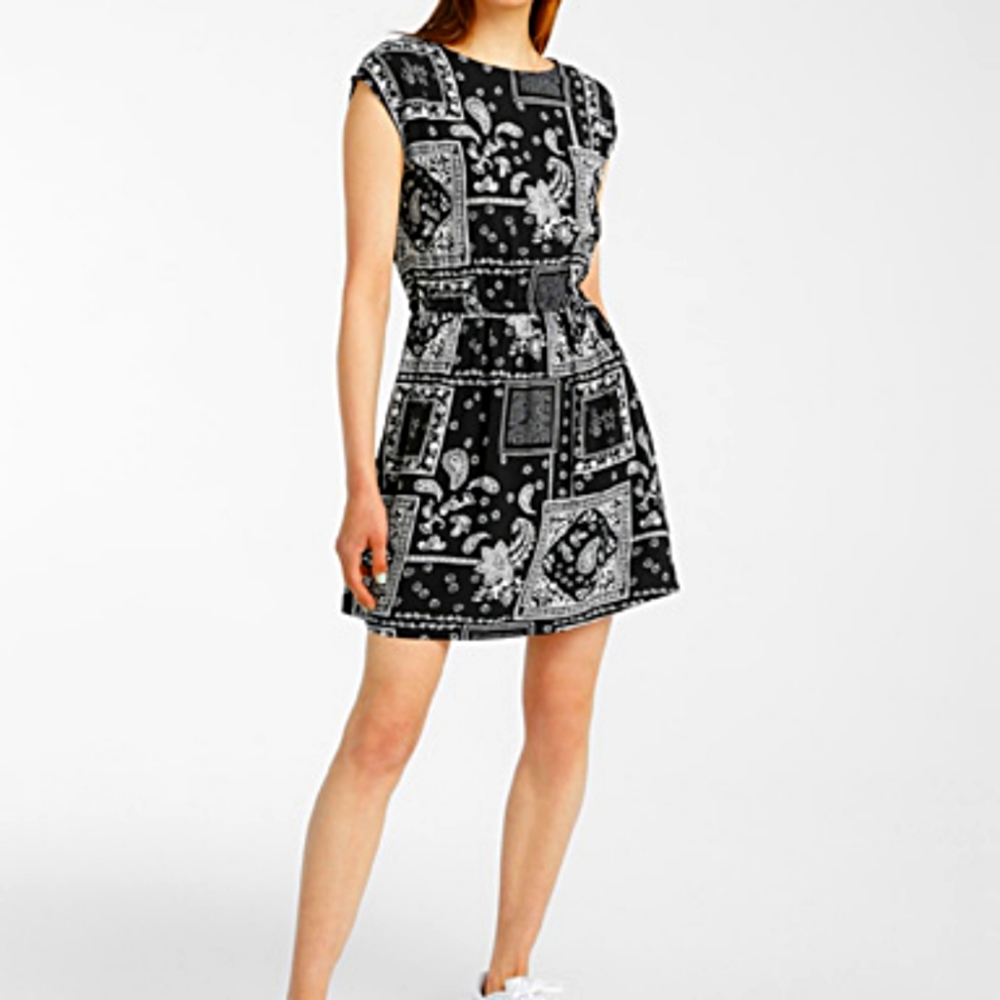 3 for 30 - Black & white paisley dress
